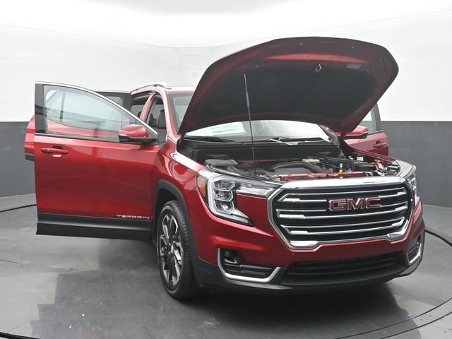 Used 2023 GMC Terrain SLT w/ LPO, Floor Liner Package FWD image 52