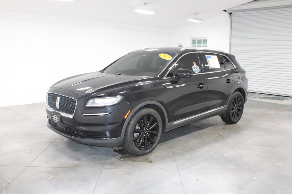Used 2022 Lincoln Nautilus Reserve w/ Monochromatic Package image 4
