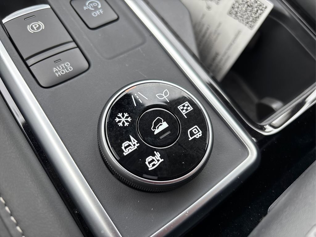 New 2025 Nissan Pathfinder SL image 25