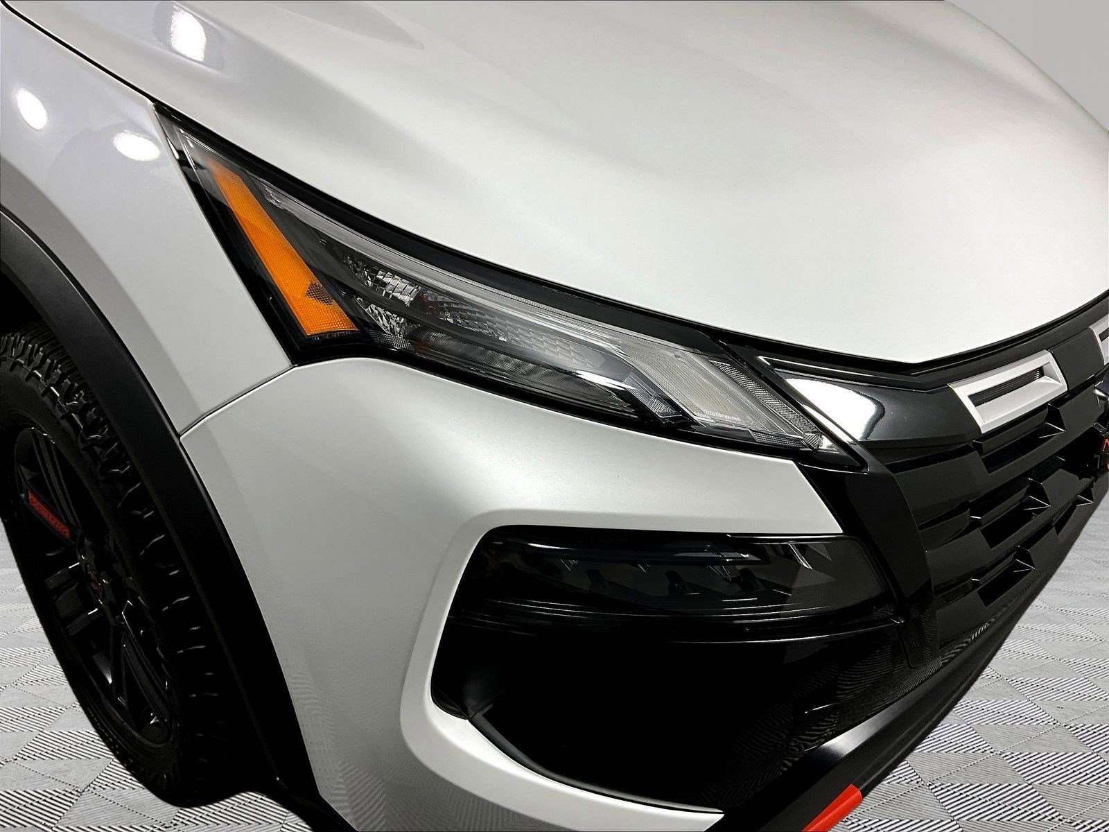 Certified 2025 Nissan Rogue SV AWD/4WD image 31
