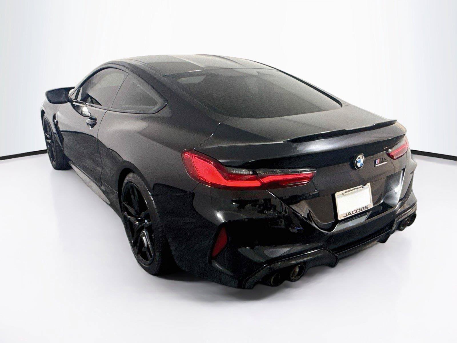 Used 2022 BMW M8 Competition w/ M Carbon Exterior Package AWD/4WD image 3