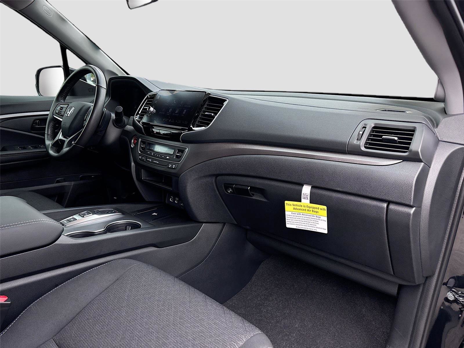 Certified 2025 Honda Ridgeline Sport+ image 32