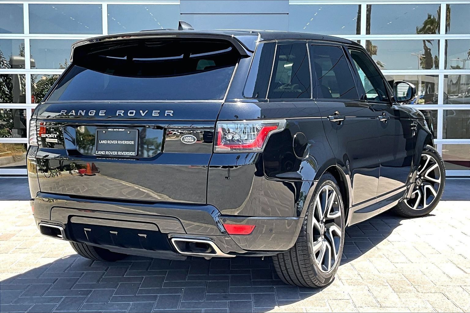 Used 2019 Land Rover Range Rover Sport Supercharged AWD/4WD image 13