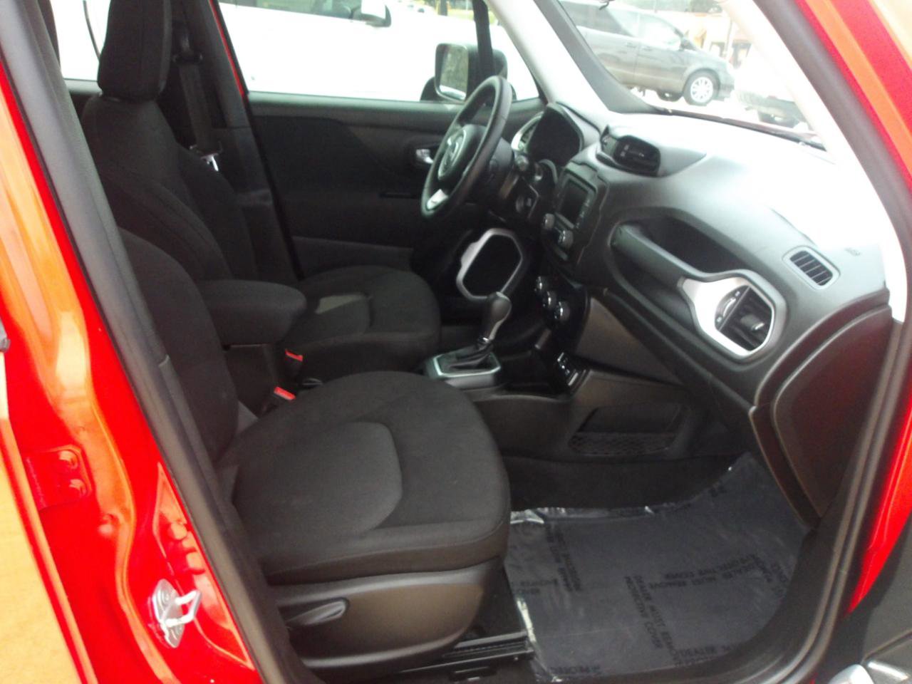 Used 2020 Jeep Renegade Sport w/ Sport Appearance Group FWD image 10