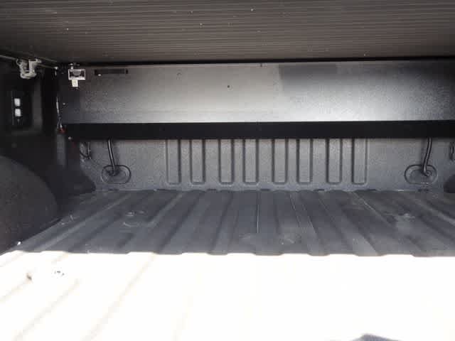 Used 2024 Ford F250 Lariat w/ Black Appearance Package AWD/4WD image 9