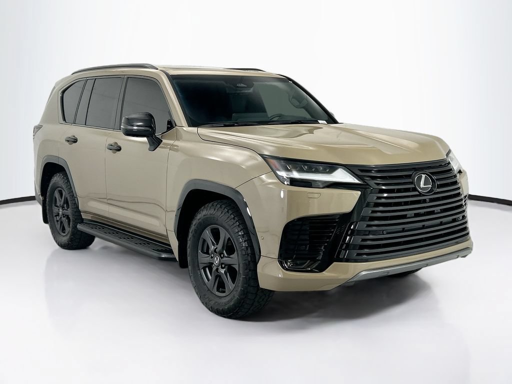 Used 2025 Lexus LX 700h Overtrail AWD/4WD image 3