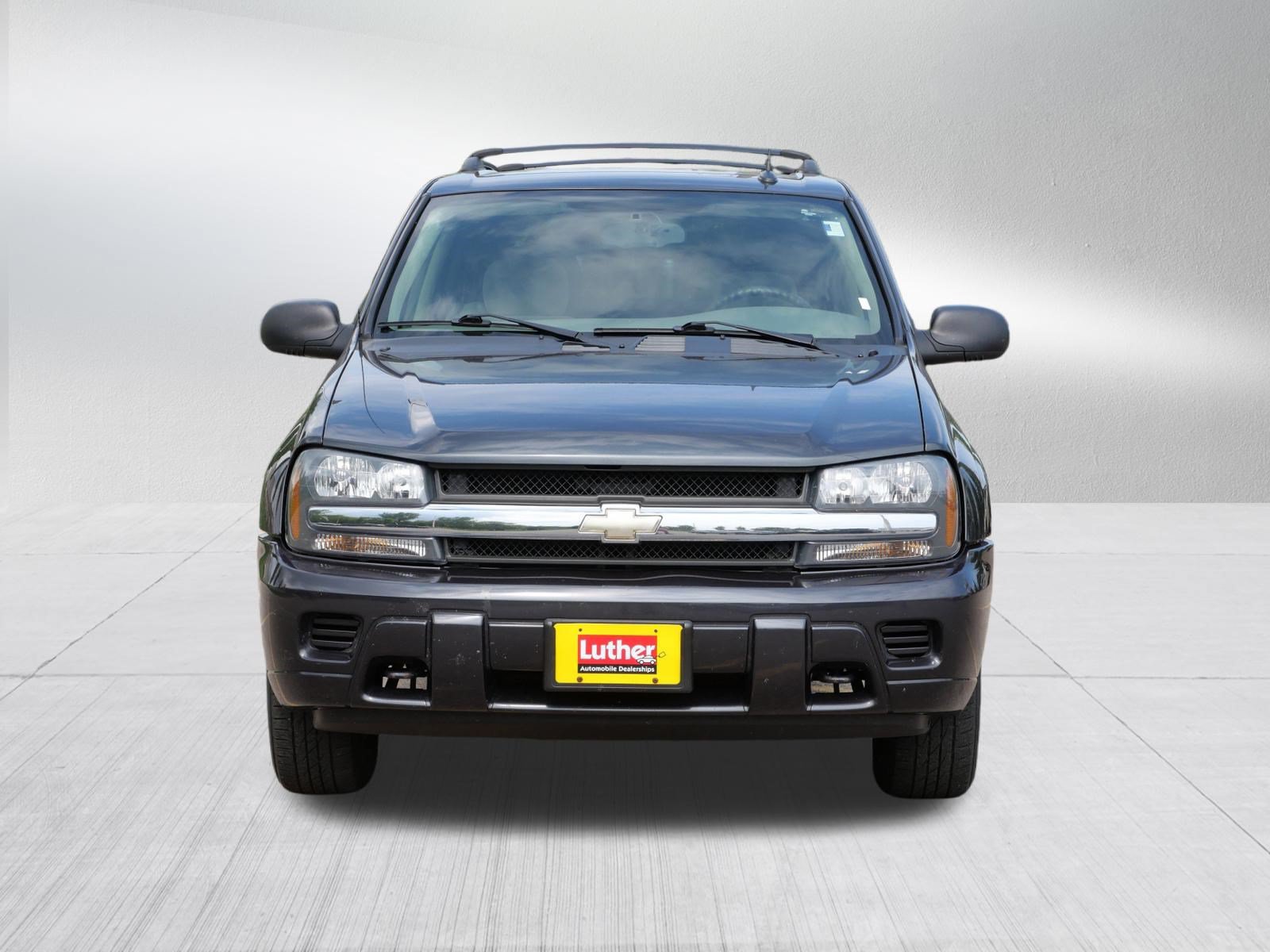 Used 2005 Chevrolet TrailBlazer LS w/ LS Preferred Equipment Group AWD/4WD image 2