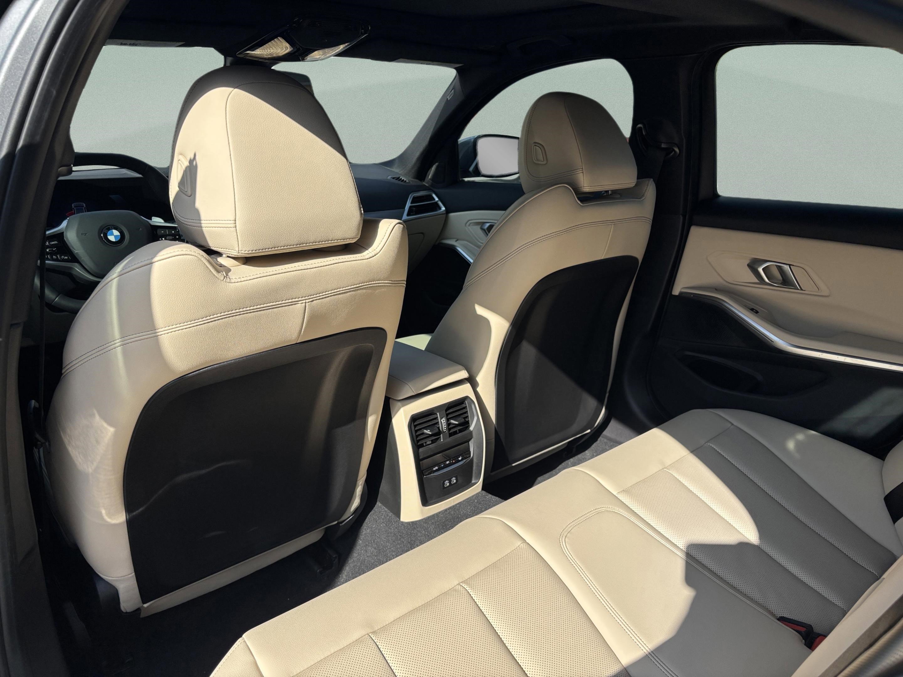 Used 2026 BMW 330i Sedan w/ Convenience Package image 26