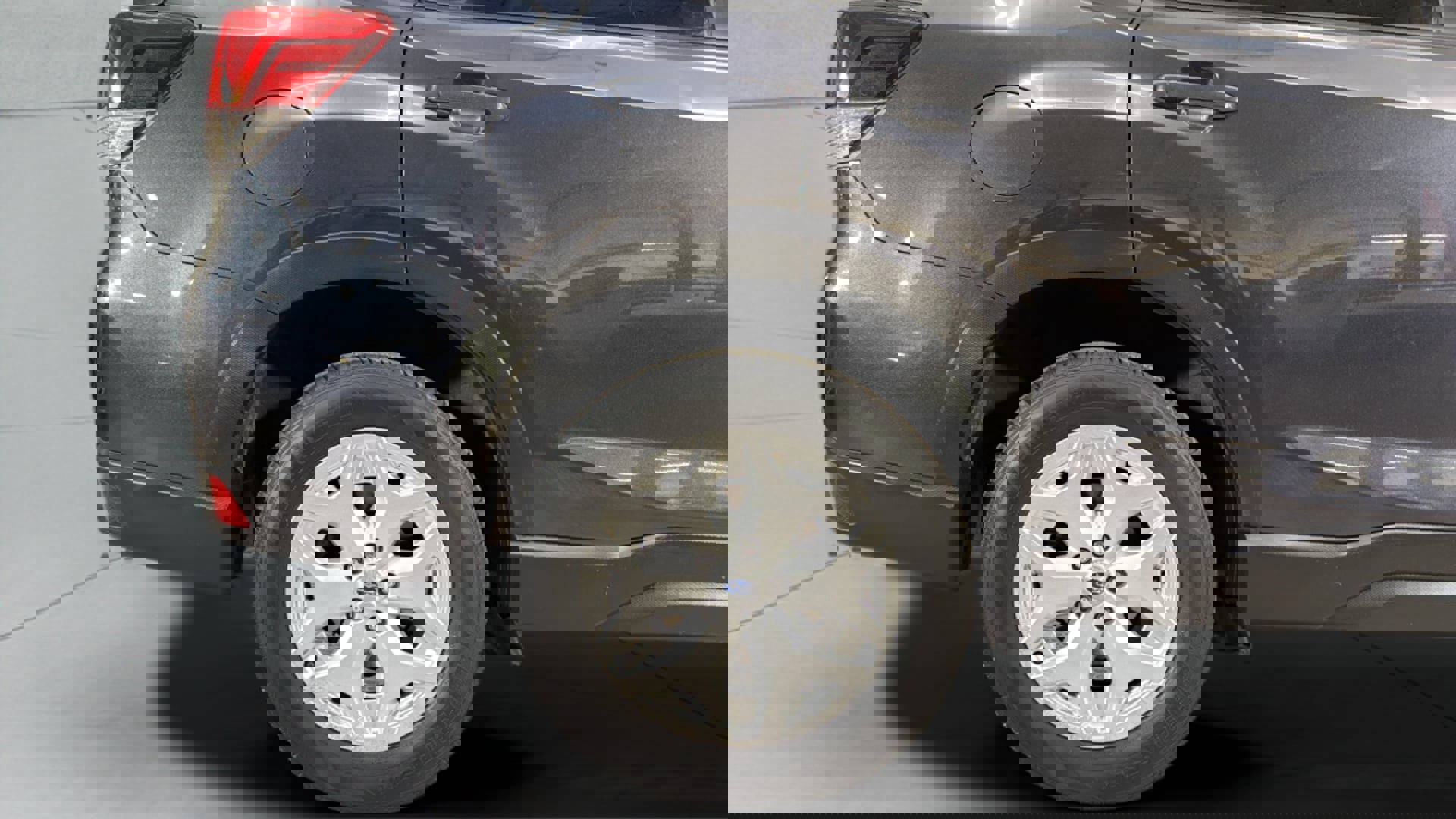 Used 2019 Subaru Forester w/ Alloy Wheel Package AWD/4WD image 35