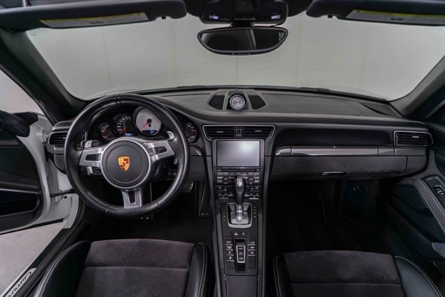 Used 2016 Porsche 911 Carrera GTS image 17