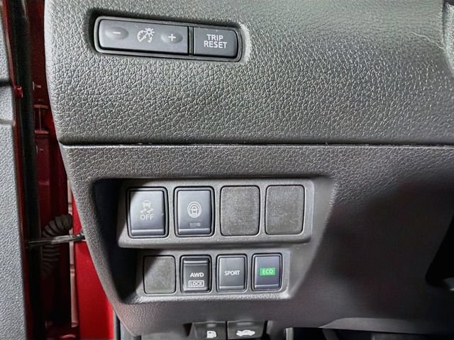 Certified 2020 Nissan Rogue Sport SV AWD/4WD image 20