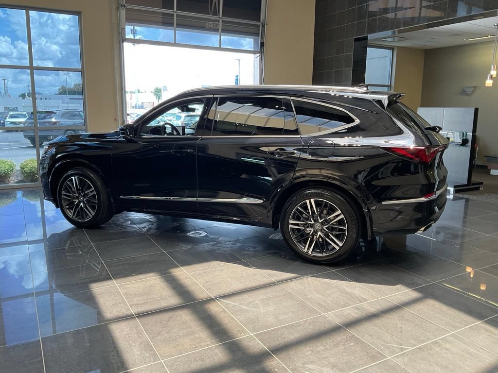 Certified 2026 Acura MDX w/ Advance Package AWD/4WD image 5