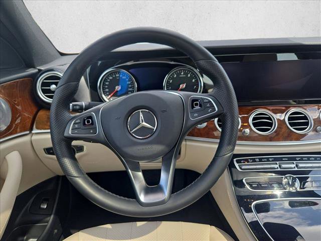 Used 2018 Mercedes-Benz E 300 image 18