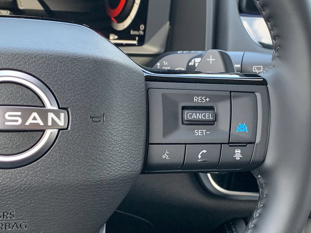 Used 2026 Nissan Rogue Platinum w/ Platinum Premium Package AWD/4WD image 14