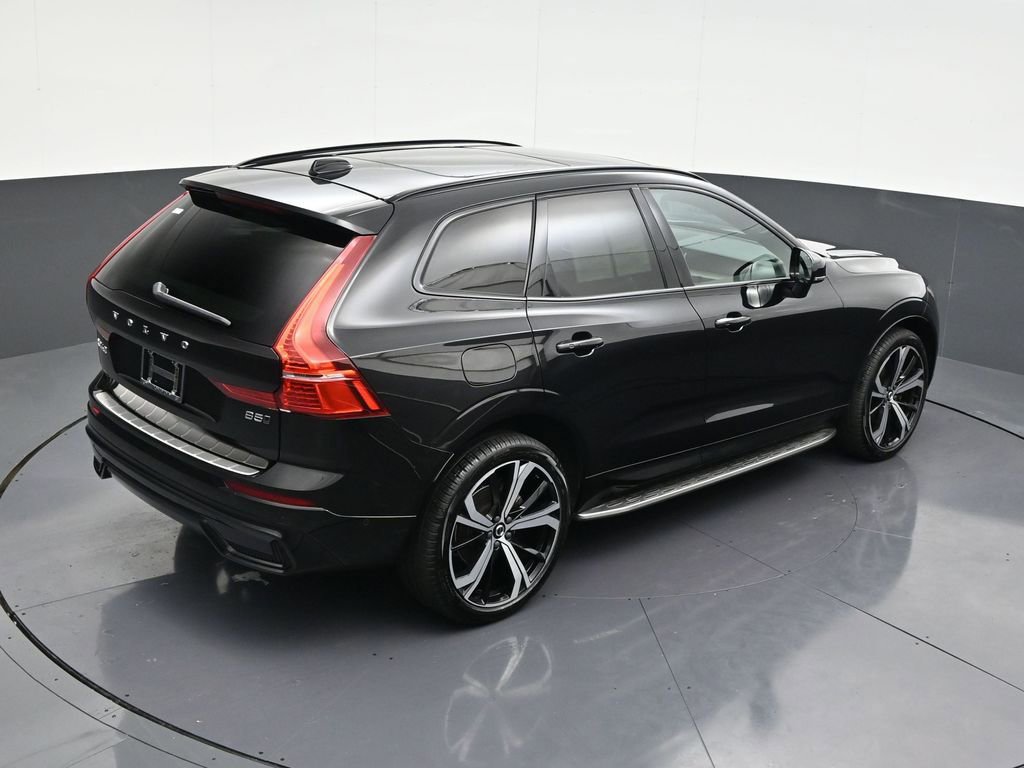 Certified 2022 Volvo XC60 B5 R-Design w/ Advanced Package AWD/4WD image 25