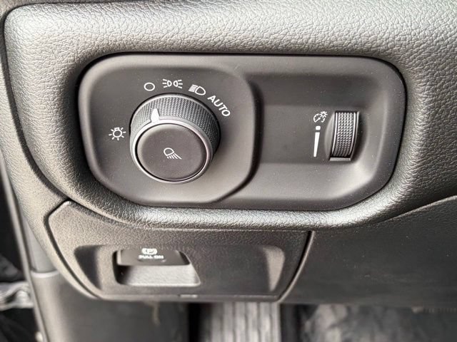 New 2026 RAM 1500 Tradesman AWD/4WD image 24