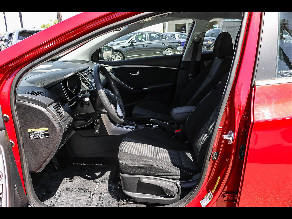 Used 2016 Hyundai Elantra GT FWD image 24