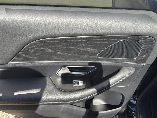 Used 2025 Mercedes-Benz GLE 350 4MATIC image 17