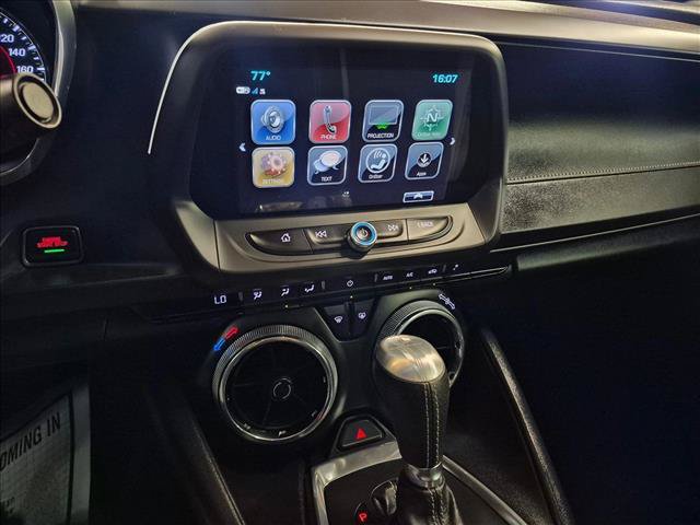 Used 2018 Chevrolet Camaro SS RWD image 15