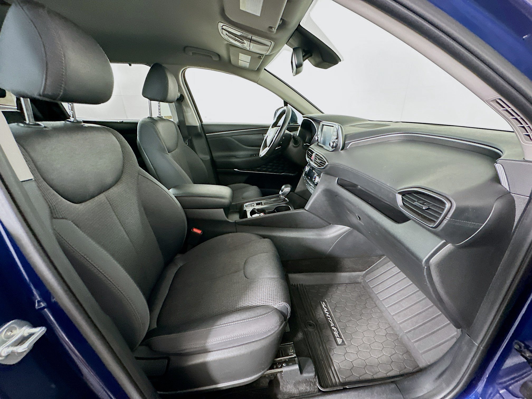 Used 2020 Hyundai Santa Fe SEL w/ Convenience Package AWD/4WD image 30