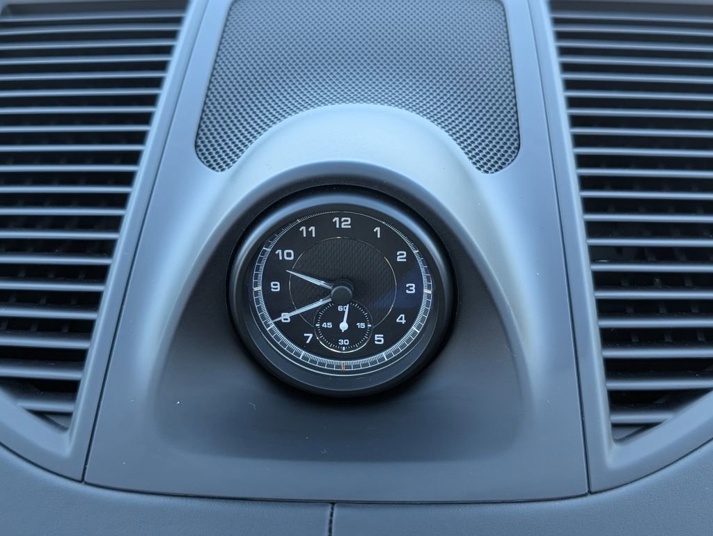 Certified 2022 Porsche Macan S image 16