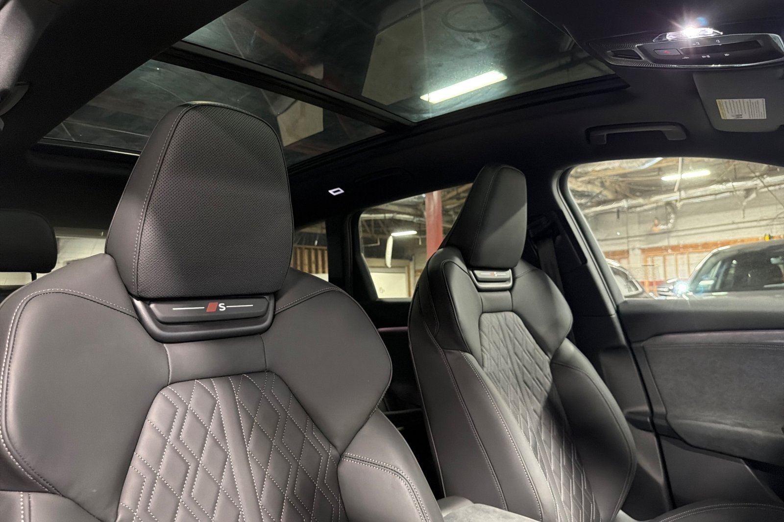 New 2027 Audi SQ6 e-tron Premium Plus AWD/4WD image 16