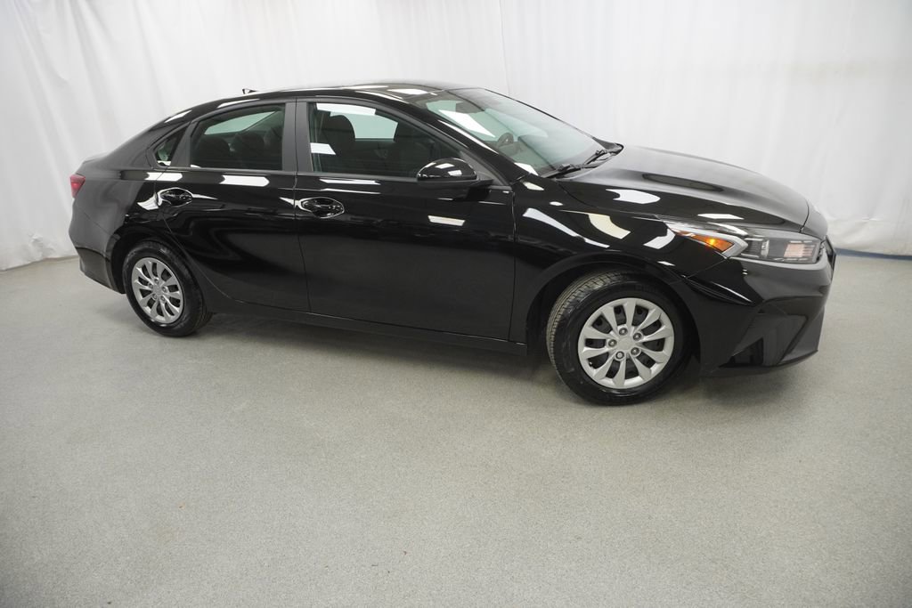 Used 2024 Kia Forte LX FWD image 11