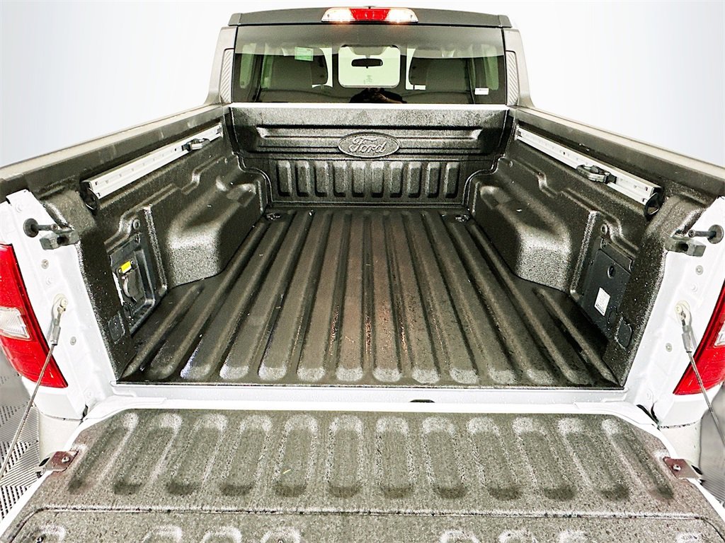 New 2025 Ford Maverick Lariat w/ Black Appearance Package image 27