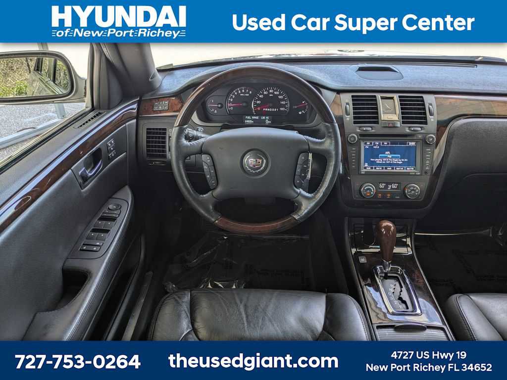 Used 2007 Cadillac DTS Luxury II image 18