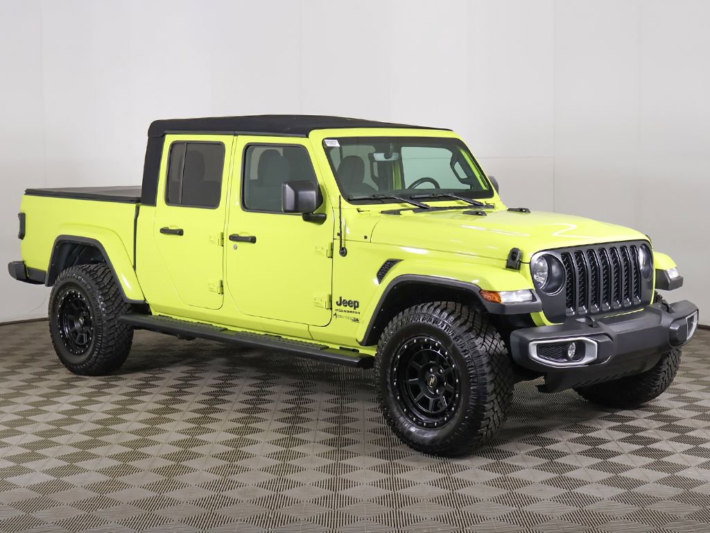 Used 2023 Jeep Gladiator Overland w/ Cold Weather Group AWD/4WD image 48