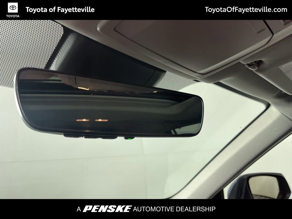 Certified 2025 Toyota Highlander XLE image 26