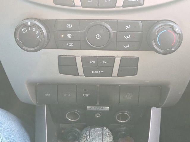 Used 2008 Ford Focus SE image 18