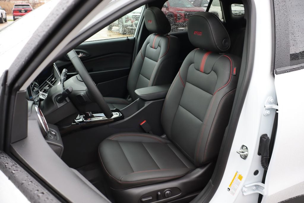 New 2026 Chevrolet Trax RS w/ Sunroof Package image 9