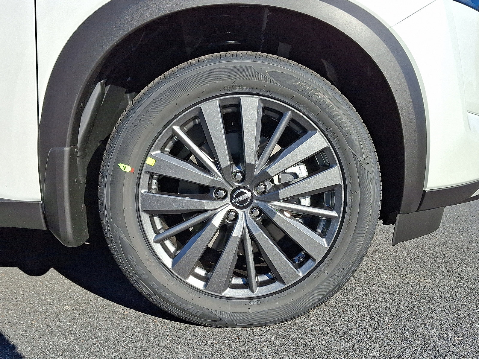 New 2025 Nissan Pathfinder SL w/ SL Premium Package image 4