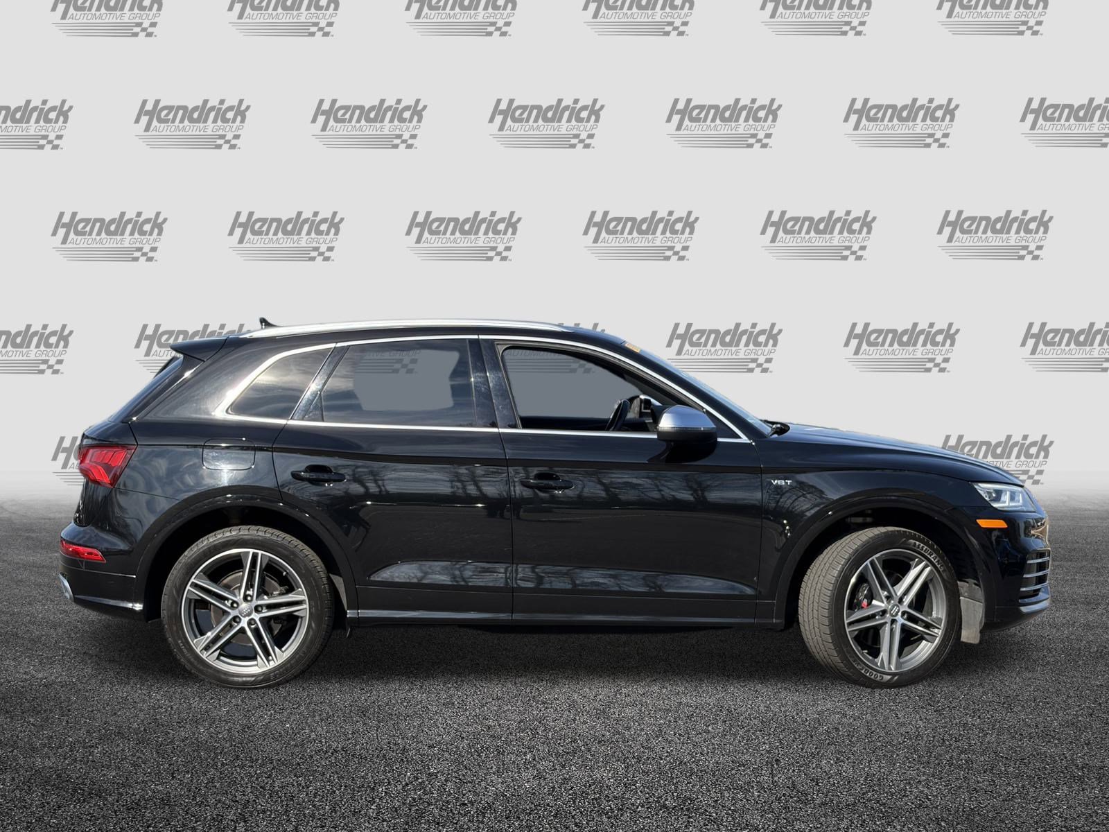 Used 2018 Audi SQ5 Premium Plus w/ Navigation Package image 11