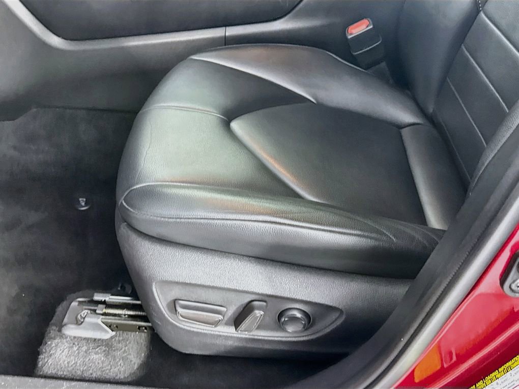 Used 2022 Toyota Highlander XLE AWD/4WD image 26