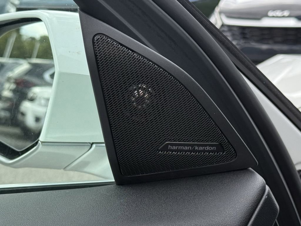 New 2025 BMW X3 xDrive30i w/ Premium Package image 13