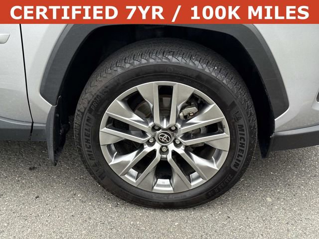 Used 2023 Toyota RAV4 XLE Premium AWD/4WD image 7