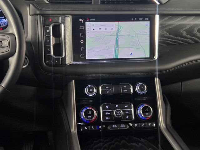 Used 2024 GMC Yukon Denali w/ Advanced Technology Package AWD/4WD image 25
