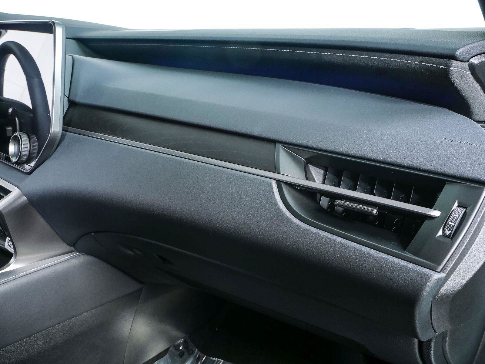 Used 2026 Lexus RX 450h AWD w/ Convenience Package image 25
