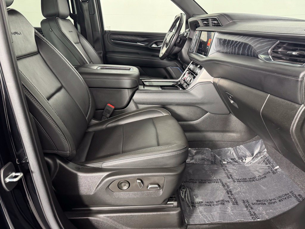 Used 2022 GMC Yukon Denali AWD/4WD image 26