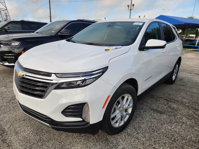 Used 2024 Chevrolet Equinox LT w/ LPO, Floor Liner Package FWD image 3