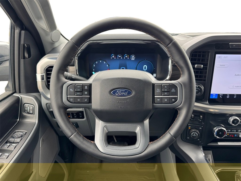 Used 2025 Ford F150 Lariat w/ Equipment Group 501A Mid image 12