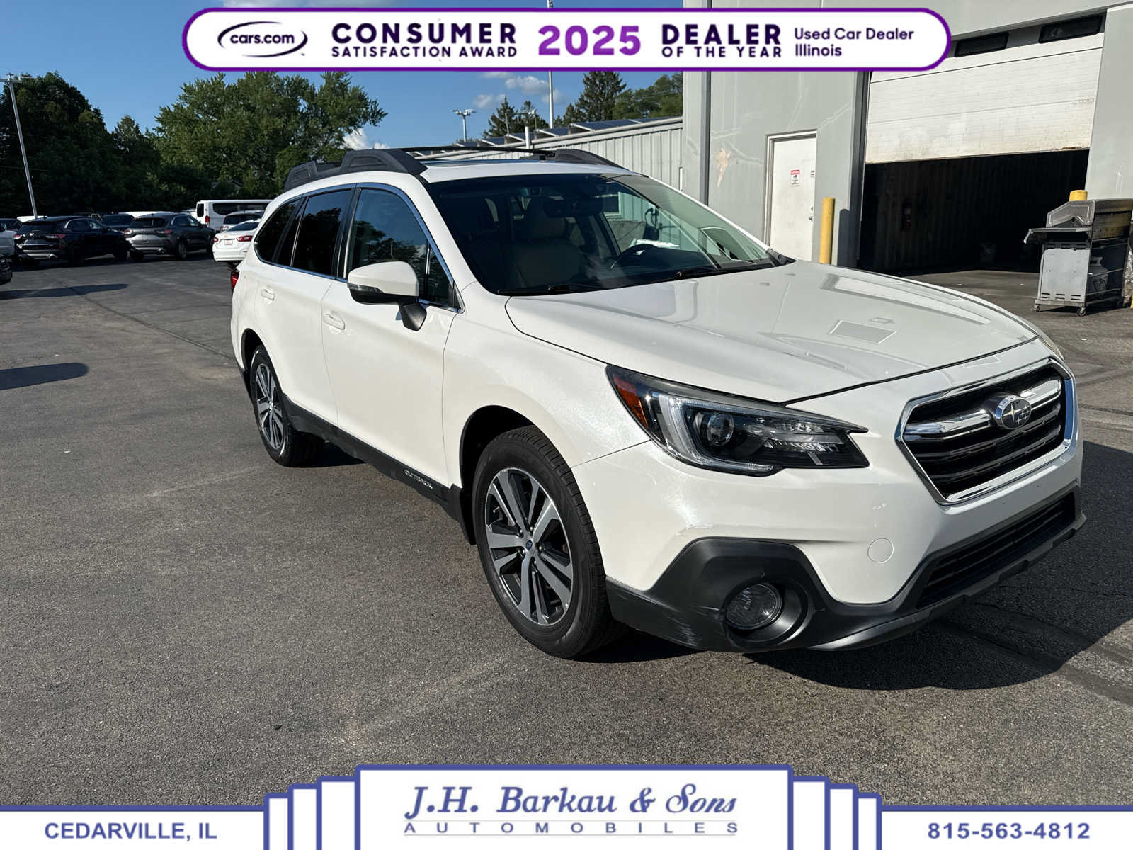 Used 2018 Subaru Outback 3.6R Limited AWD/4WD image 1