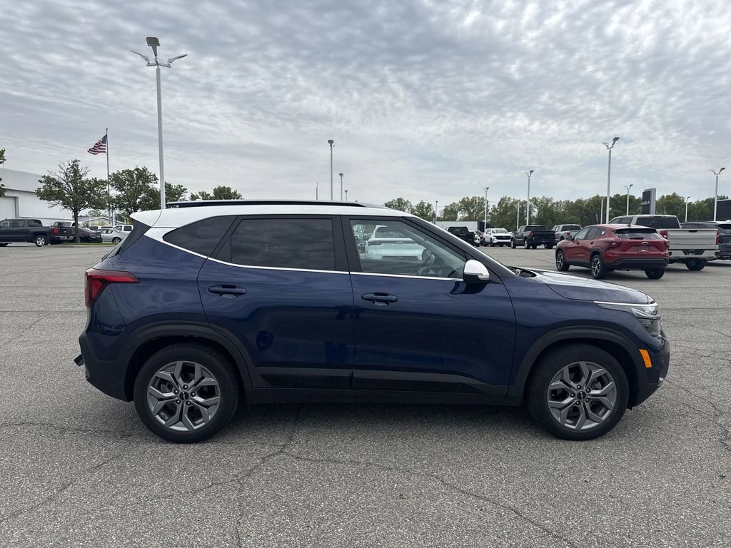 Used 2024 Kia Seltos S FWD image 9
