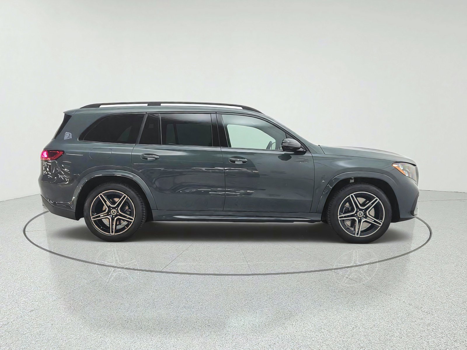 New 2027 Mercedes-Benz GLS 450 4MATIC image 4