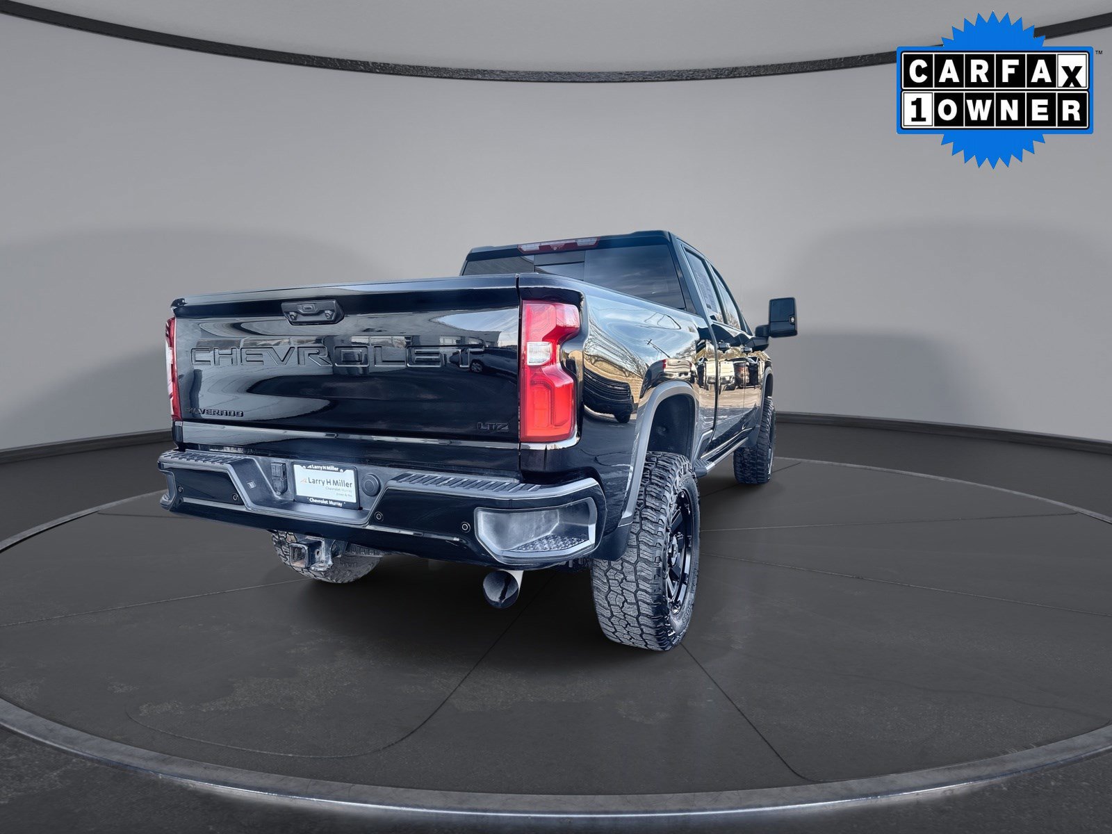 Used 2024 Chevrolet Silverado 3500 LTZ w/ LTZ Plus Package image 7