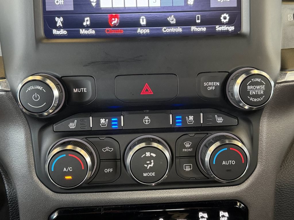 Used 2021 RAM 1500 Laramie w/ Sport Appearance Package AWD/4WD image 22