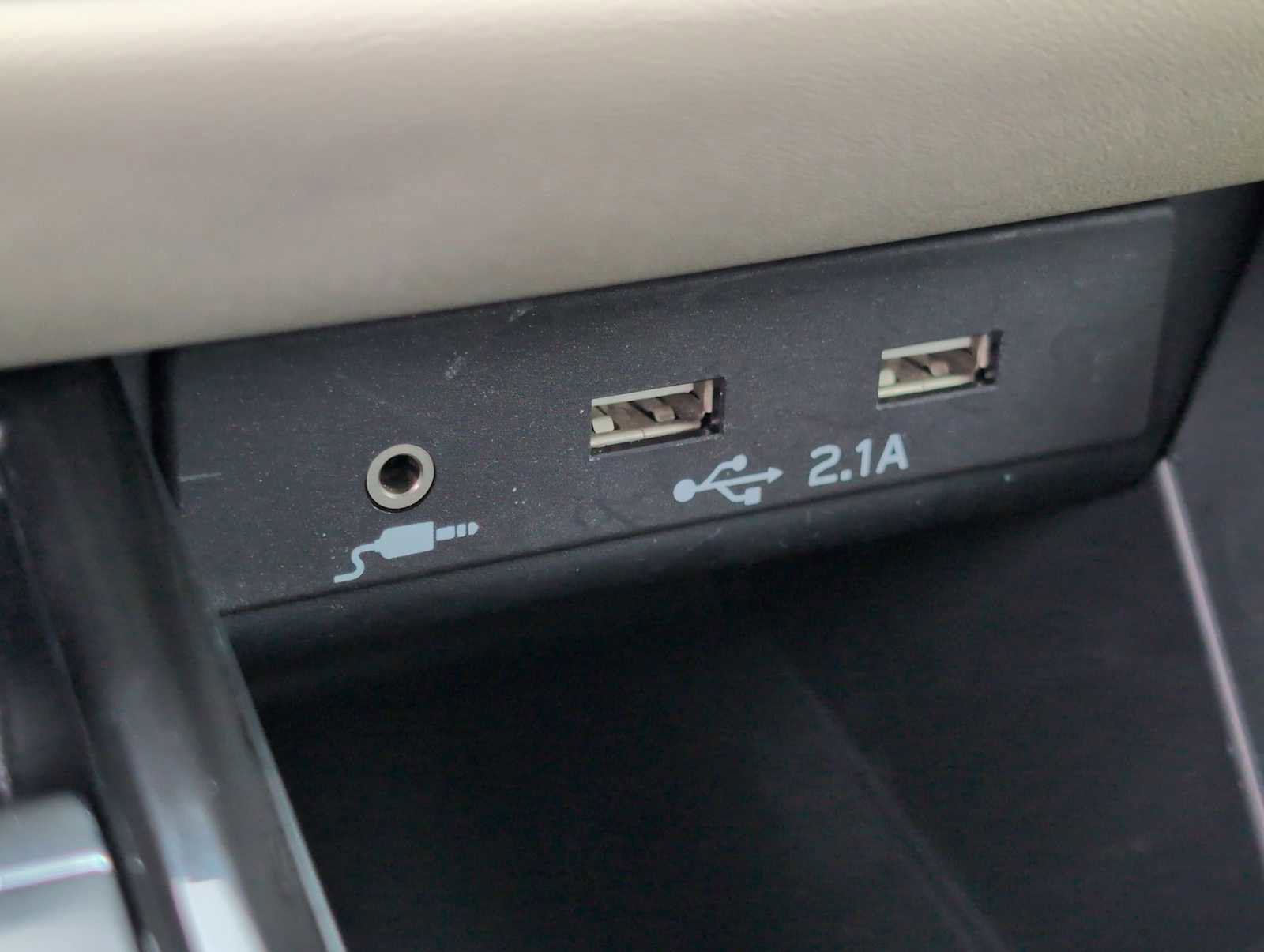 Certified 2022 Subaru Outback Limited image 31