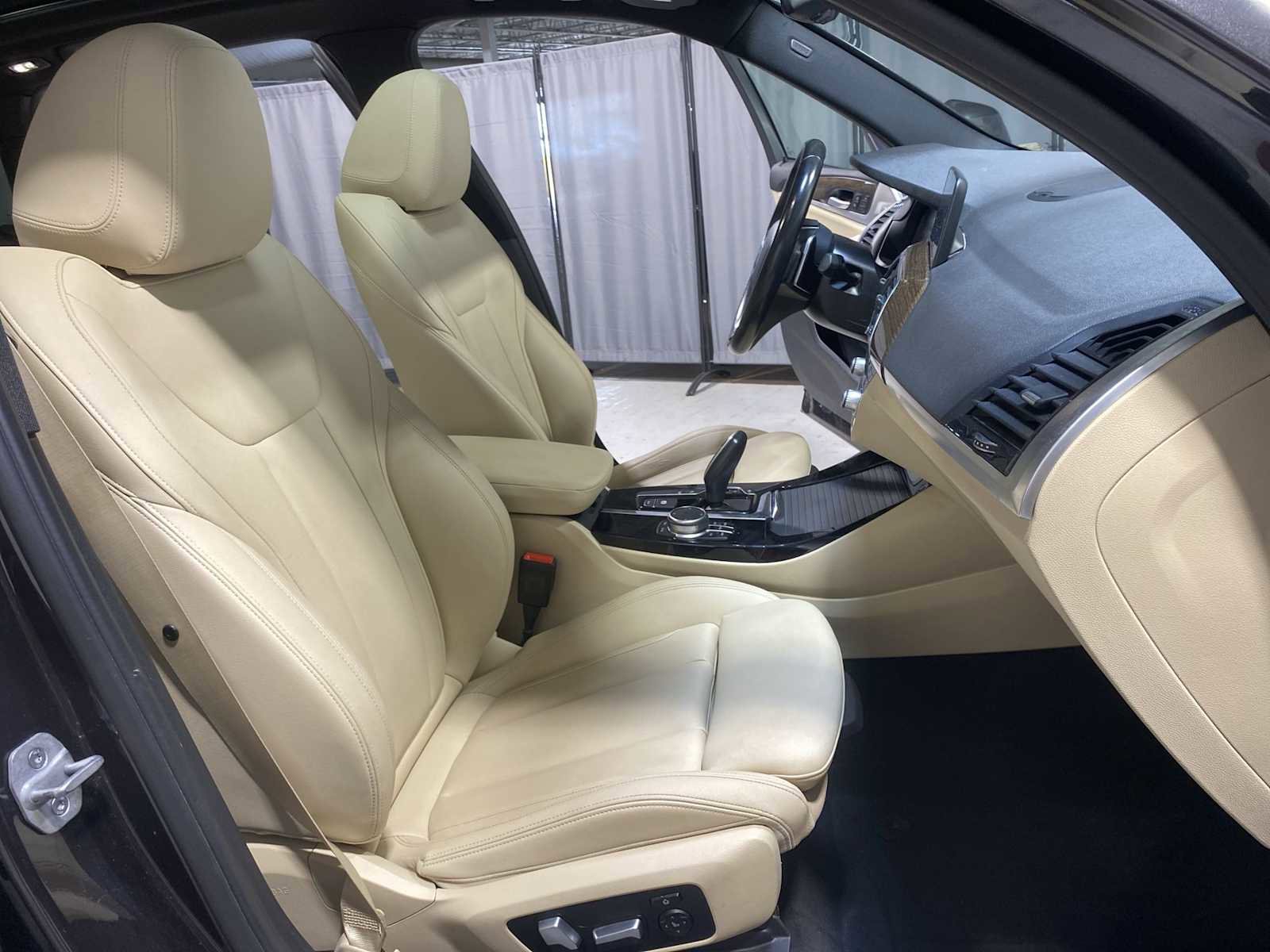 Used 2021 BMW X3 xDrive30i w/ Premium Package AWD/4WD image 14